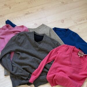 Bundle of spring cashmere V-Neck and Crew Neck Sweaters